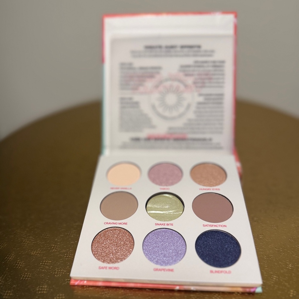 Morphe Pulp Fantasy Eyeshadow Palette NIB